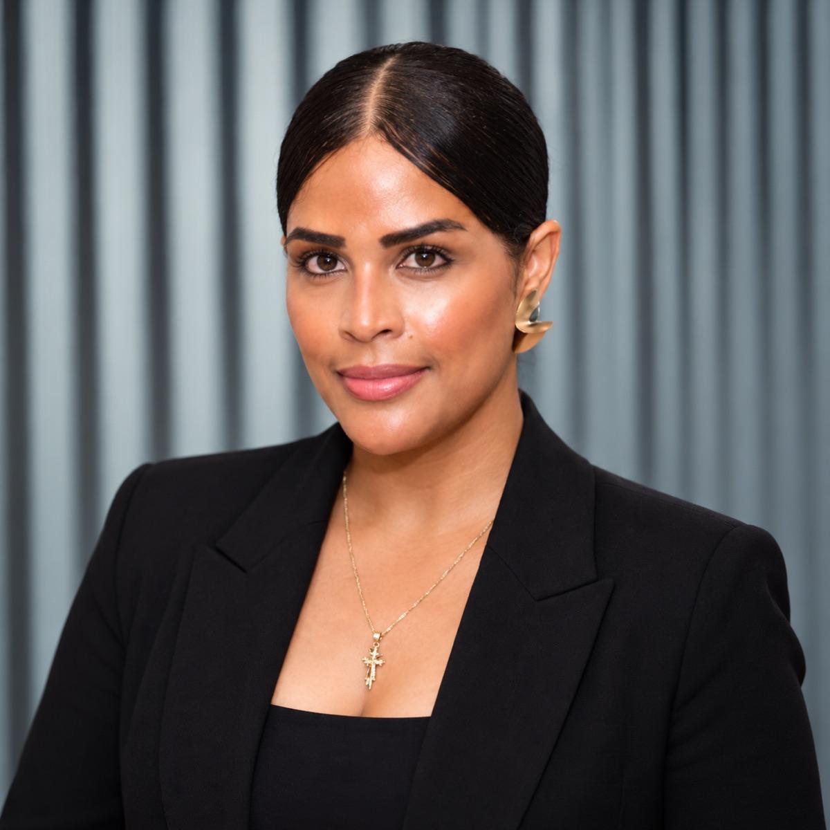 Portrait of Dr. Engelina Abreu, Chief Executive Officer of Ascendia Connect