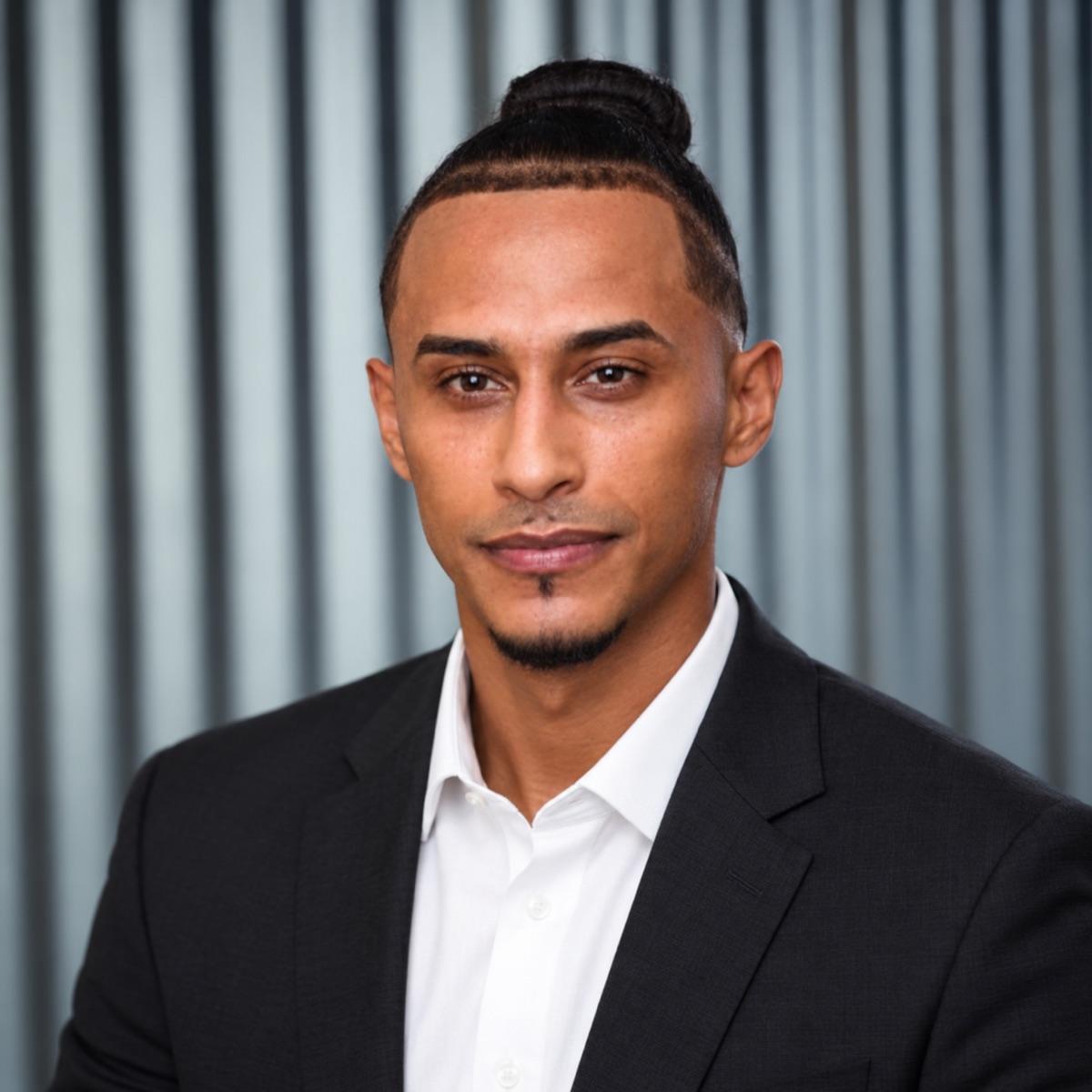 Portrait of Yorby Mercedes Abreu, Chief Operating Officer of Ascendia Connect